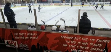 sehr leere Spielerbank